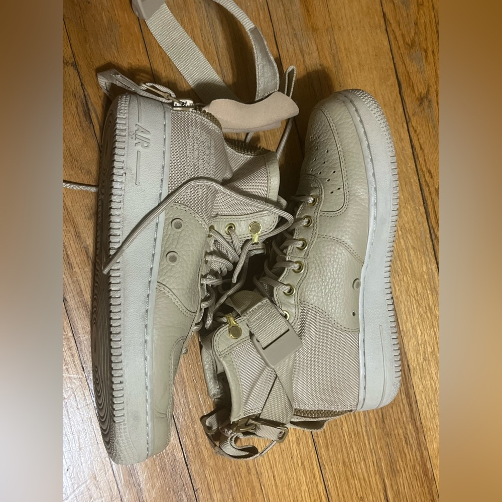 Nike SF Air Force 1 Mid Mushroom (Women's)